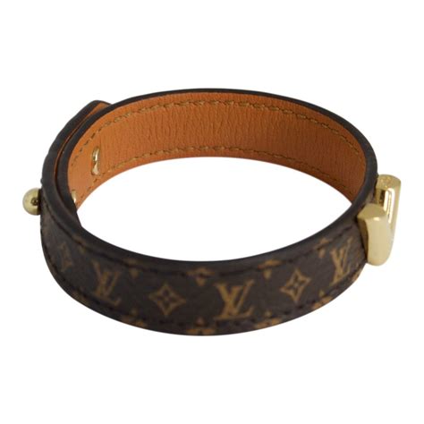 louis vuitton bracelet sizing|louis vuitton bracelet cost.